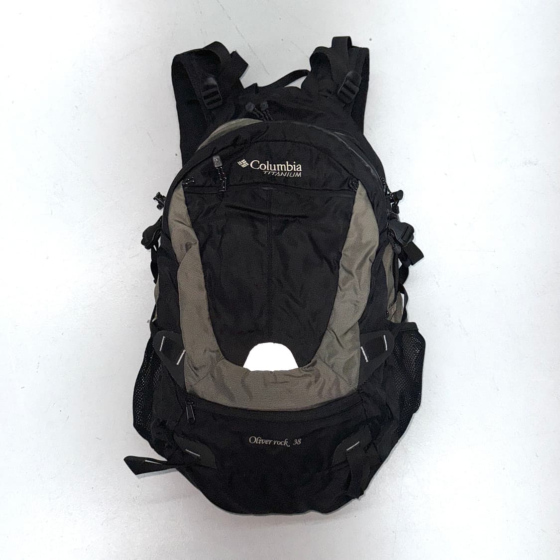 컬럼비아 고프코어 카키 배색 테크니컬 백팩 상품이미지2