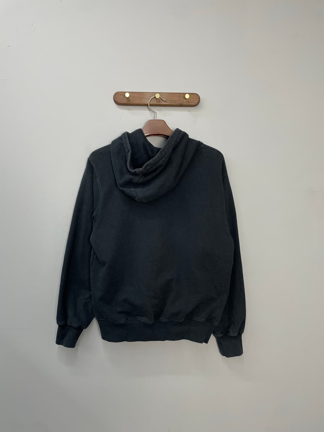 디스이즈네버댓 미드로고 블랙 후드티 H1202 상품이미지5