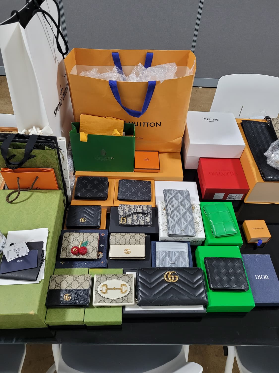 명품 정품 재고정리합니다. 상품이미지1