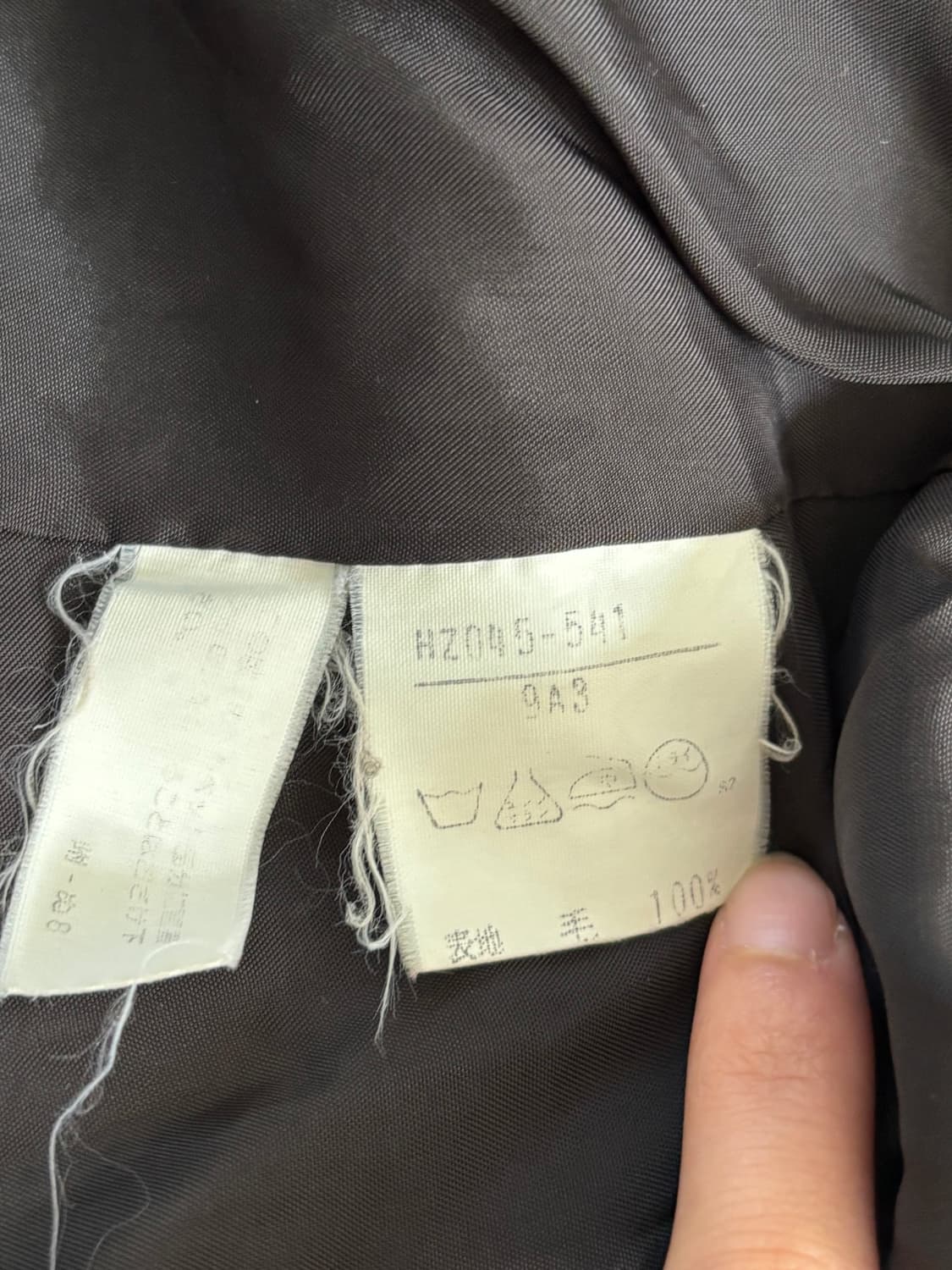 Yves Saint Lauren 입생로랑 블랙 앤 화이트 체크 벨벳 블레 상품이미지9