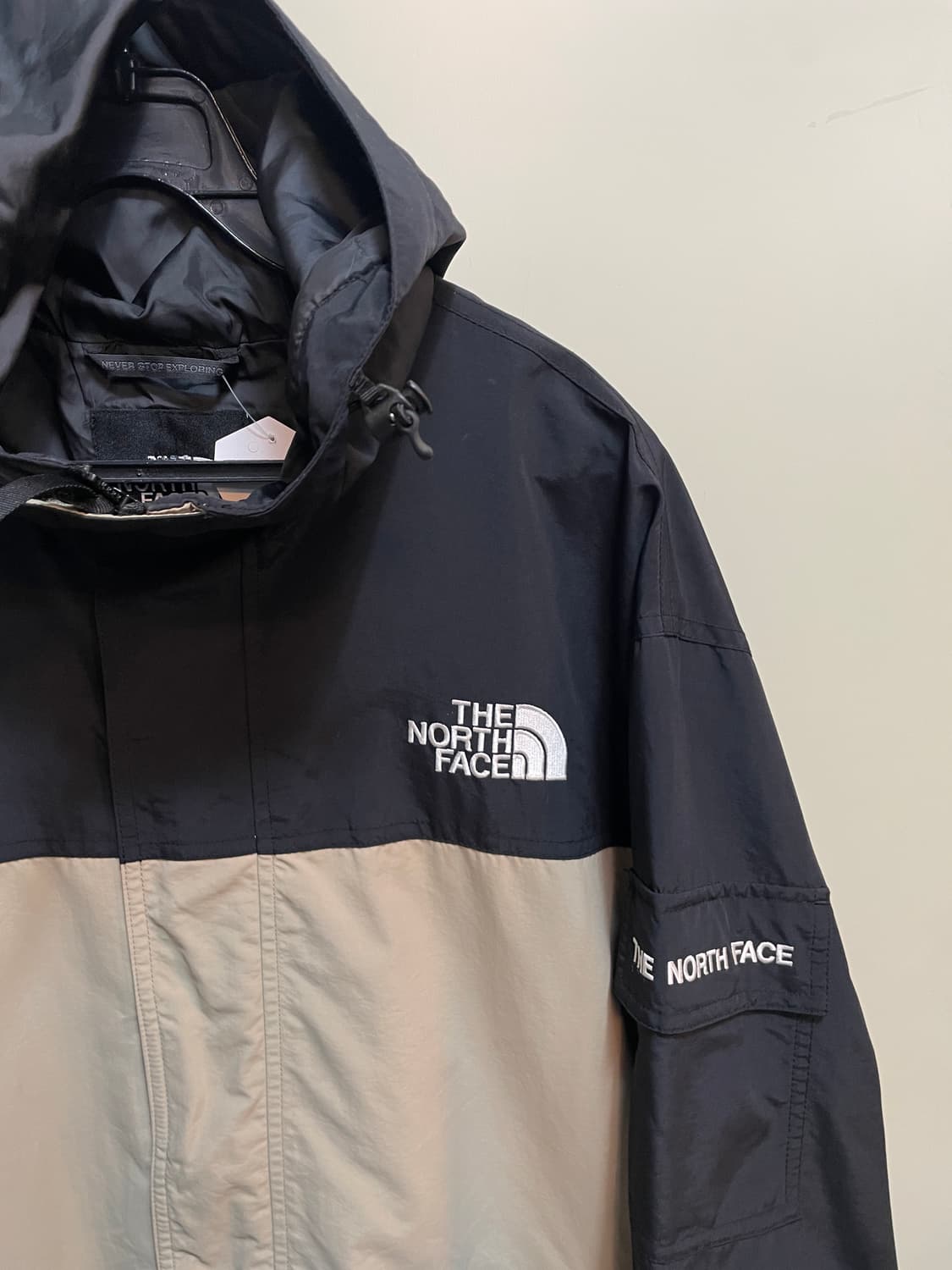 노스페이스 바람막이 상품이미지2