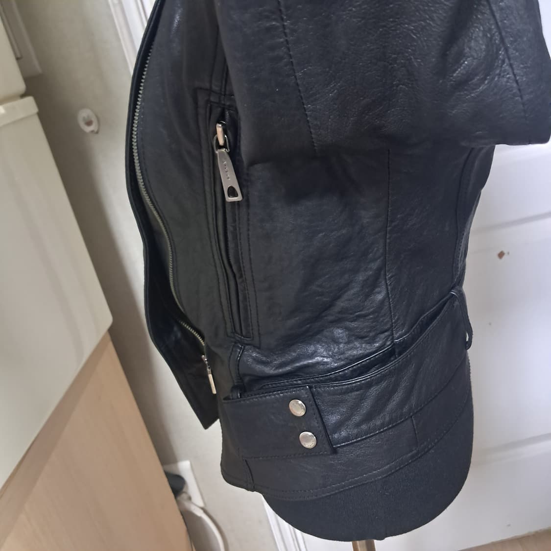 미샤 여성 가죽 램스킨 자켓 블랙 44~날씬55 상품이미지5