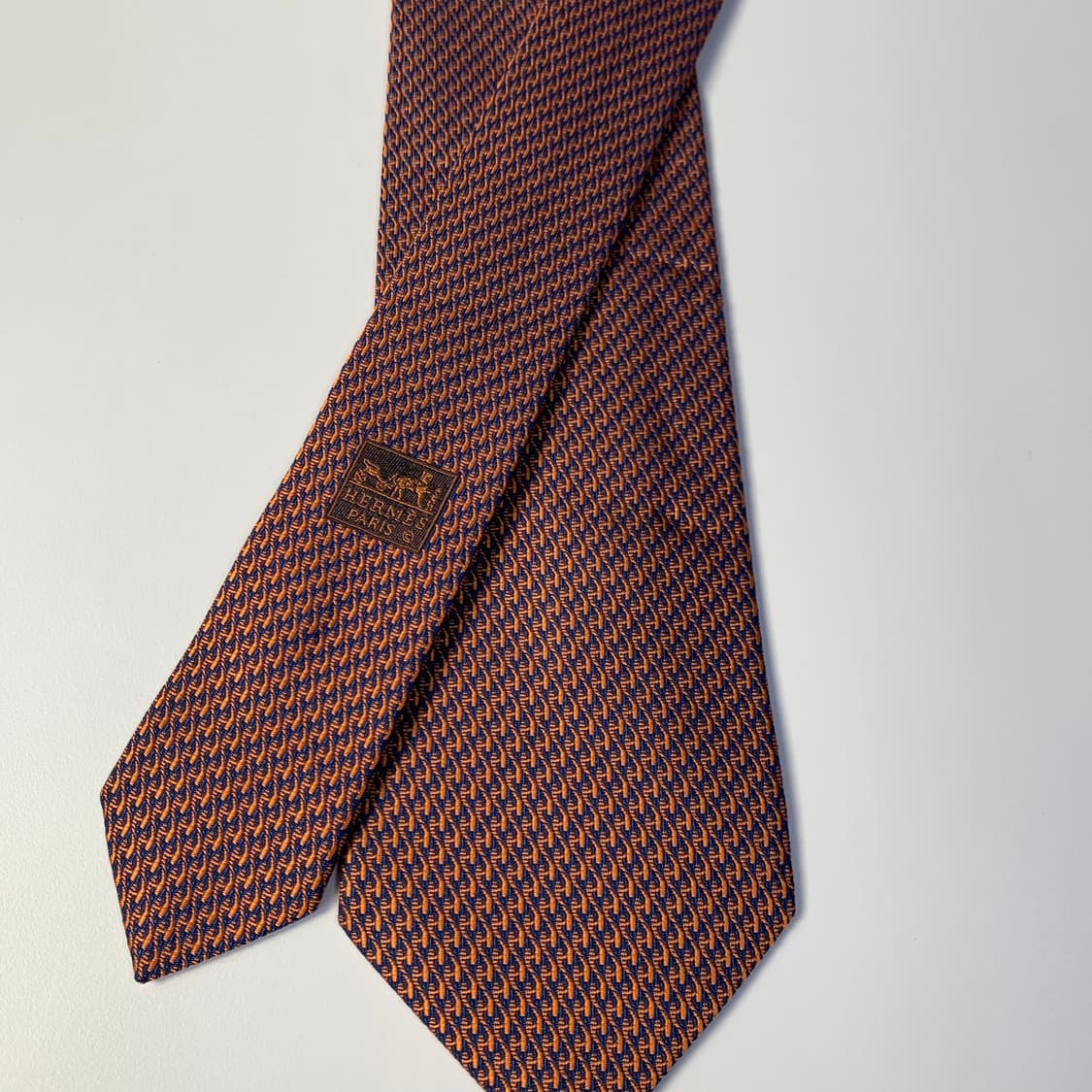 에르메스(HERMES) H로고 기하학적패턴 프랑스 100실크 명품넥타이 상품이미지4