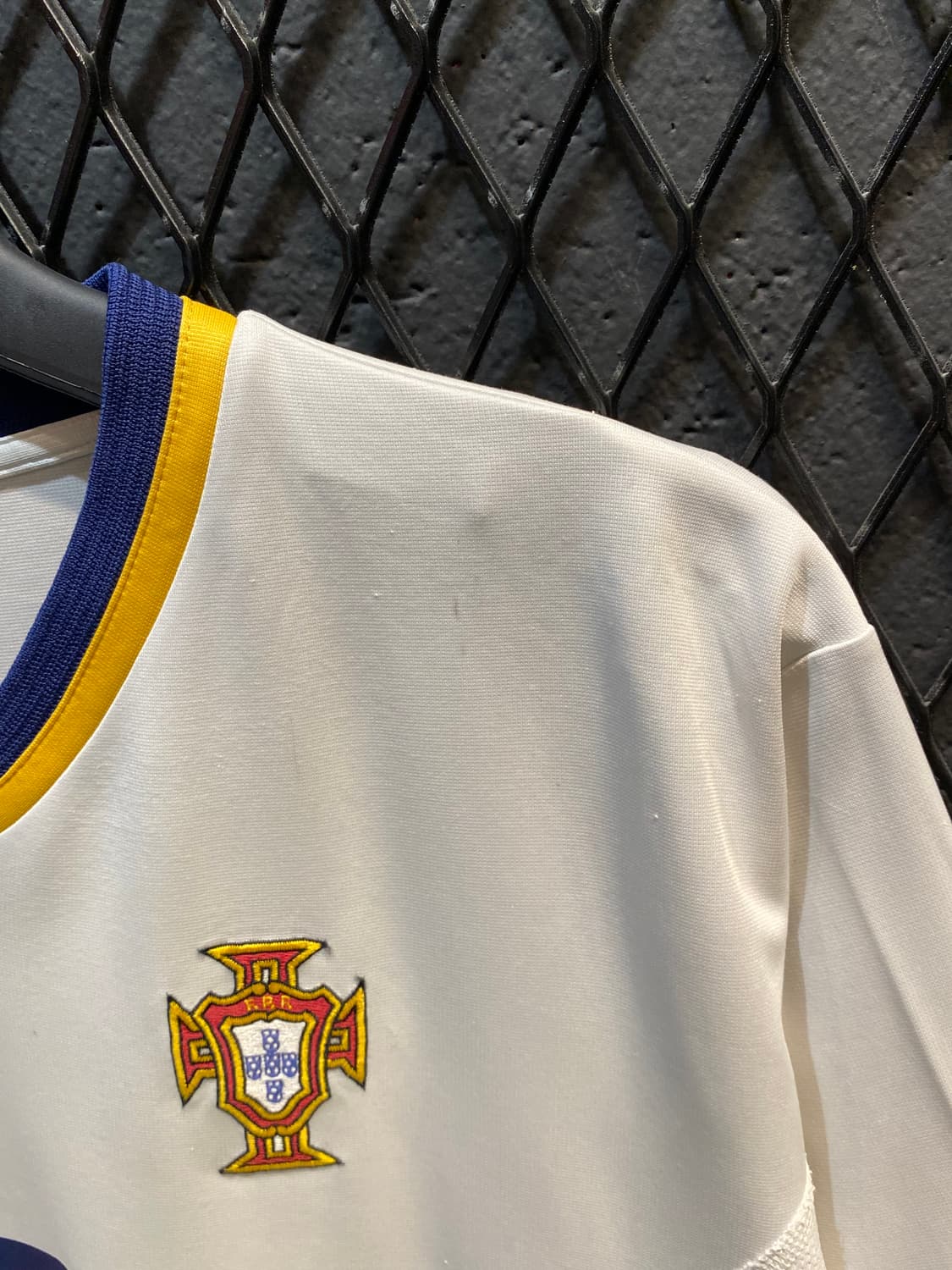 00/02 포르투갈 어웨이 피구 (L) 상품이미지6