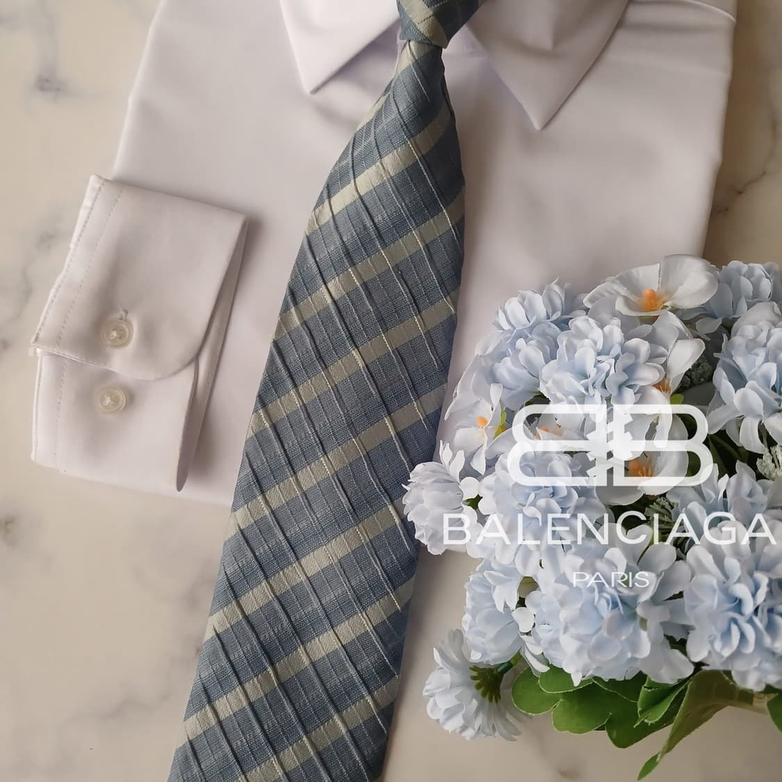 발렌시아가 블루 체크 넥타이 9.6cm A등급 A19740
 상품이미지3
