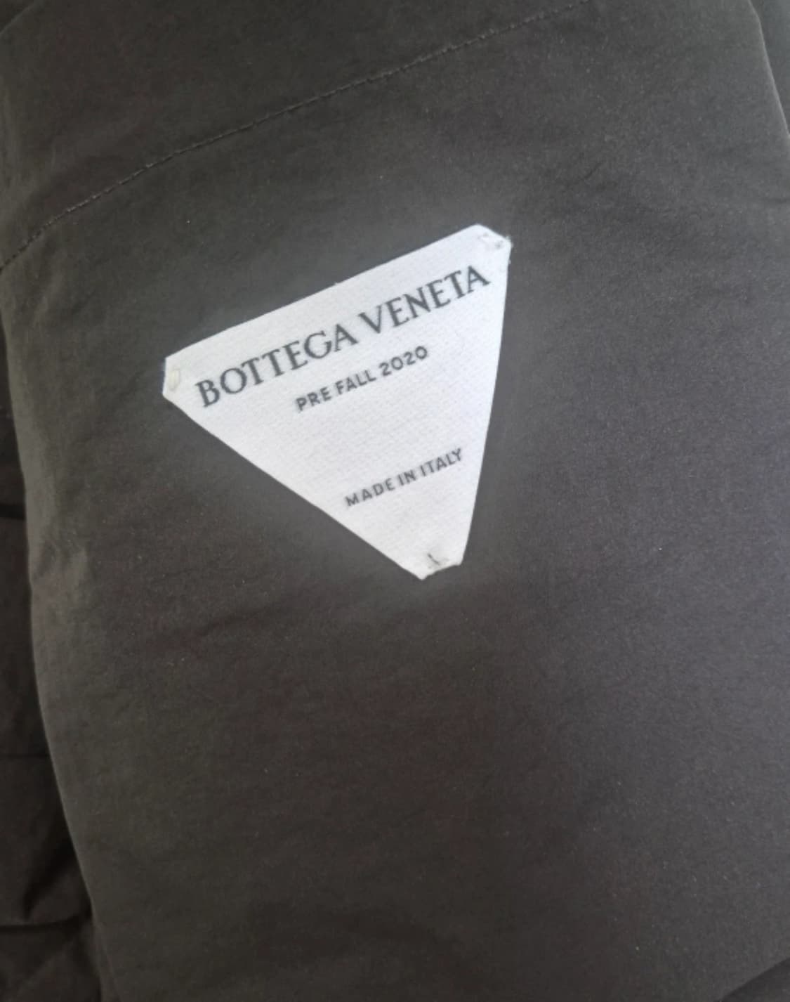 보테가베네타 인트레치아토 테크 나일론 구스다운 패딩 베스트 상품이미지8