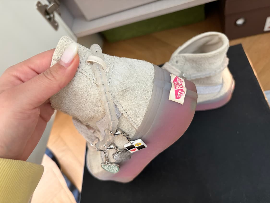 반스X아이린이즈굿 스니커즈 상품이미지5