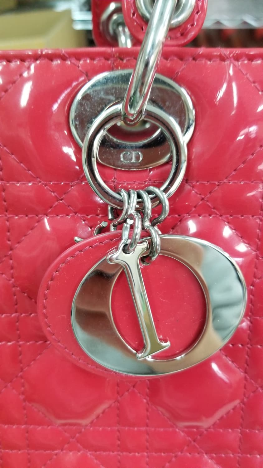 디올 레이디 디올 라지 레드 에나멜 상품이미지5