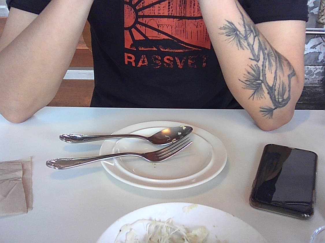 4K 플립 스크린 디지털 카메라 + 카메라 파우치 + SD 카드 리더기 상품이미지3