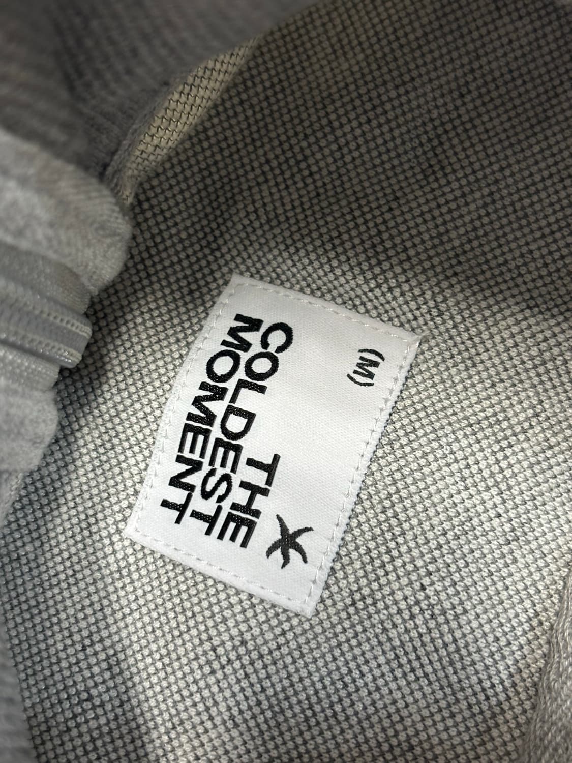 더콜디스트모먼트 토트 집업 그레이 M 상품이미지6