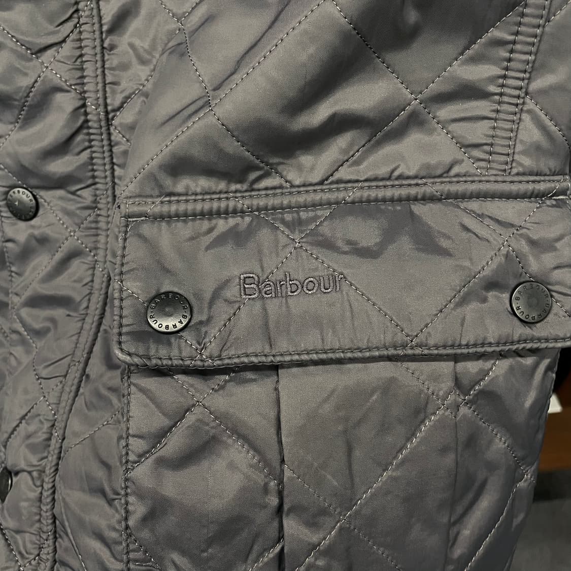 바버 넥 버클 인터네셔널 모터사이클 퀼팅 자켓 뷰포트 상품이미지7