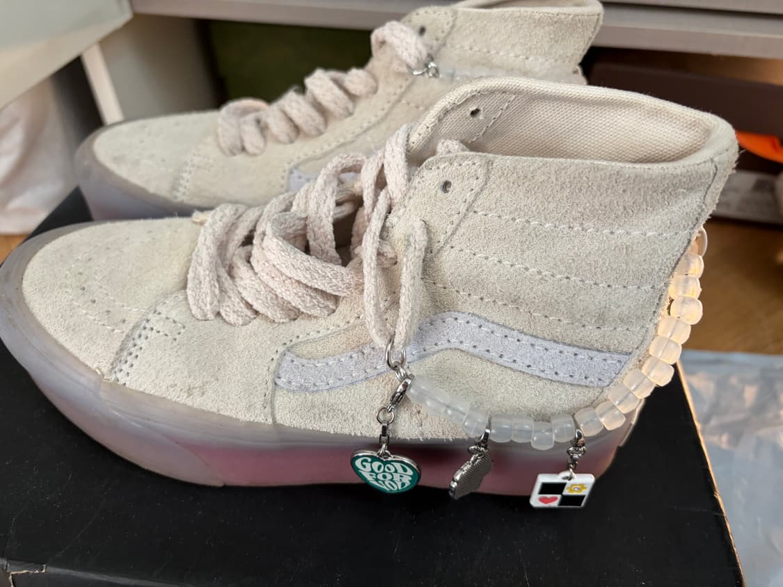 반스X아이린이즈굿 스니커즈 상품이미지1