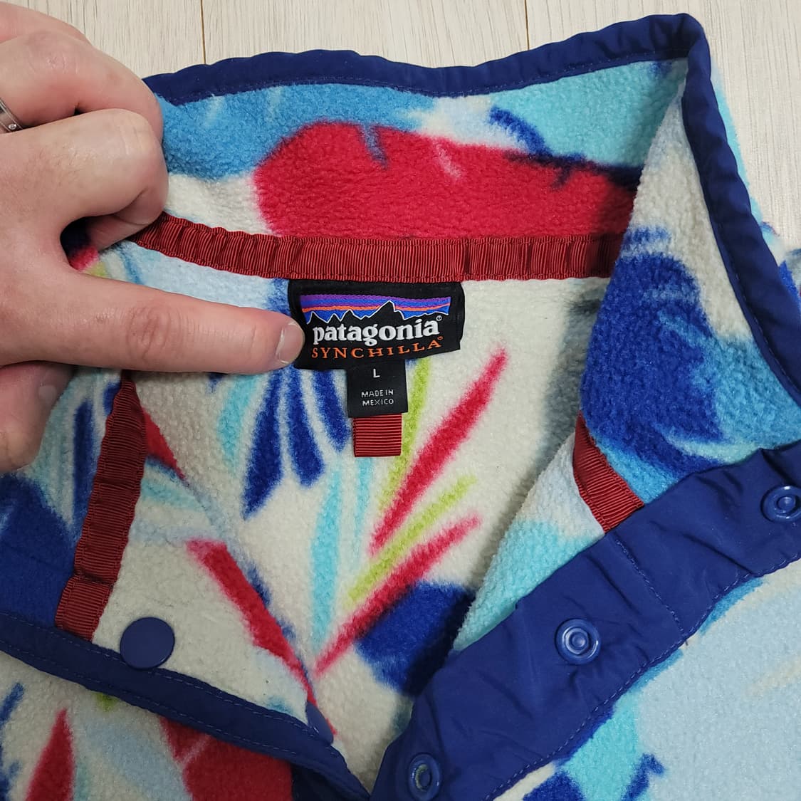 [우먼 L] <상태A급> 파타고니아 신칠라 헤비웨이트 페더깃털패턴 상품이미지4