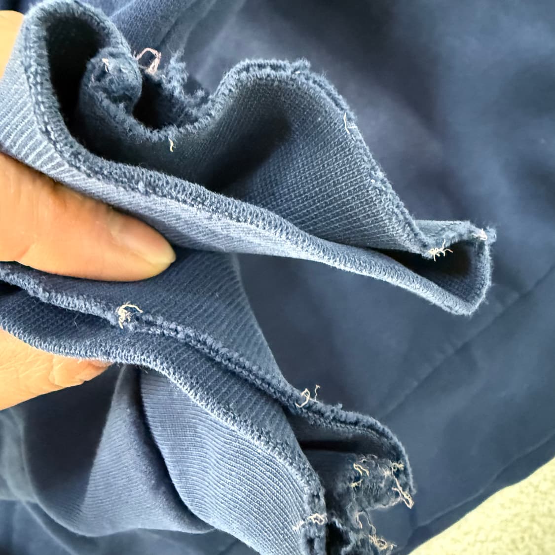 L 아디다스 에센셜 3S 맨투맨 0210T 상품이미지3