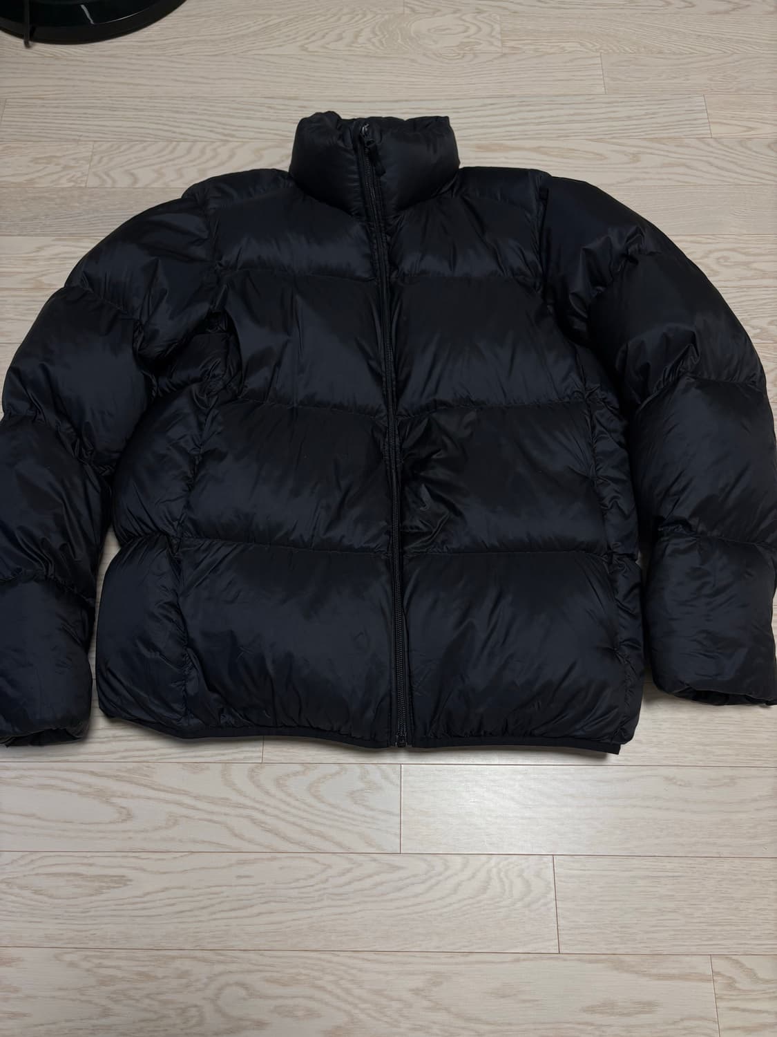 유니클로 울트라라이트 다운 블랙 L(100) 상품이미지1