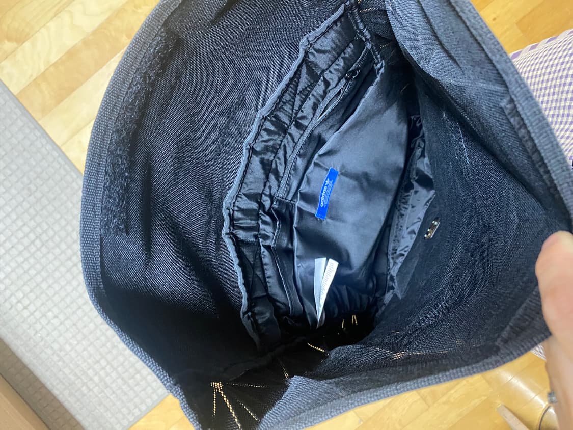 유니크한 아디다스 롤업 백팩 상품이미지7