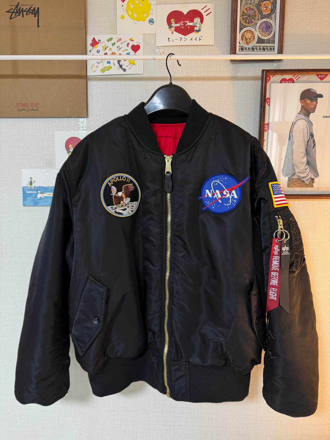 (XL) 알파 인더스트리 NASA 아폴로  MA-1 항공점퍼 블랙 상품이미지1