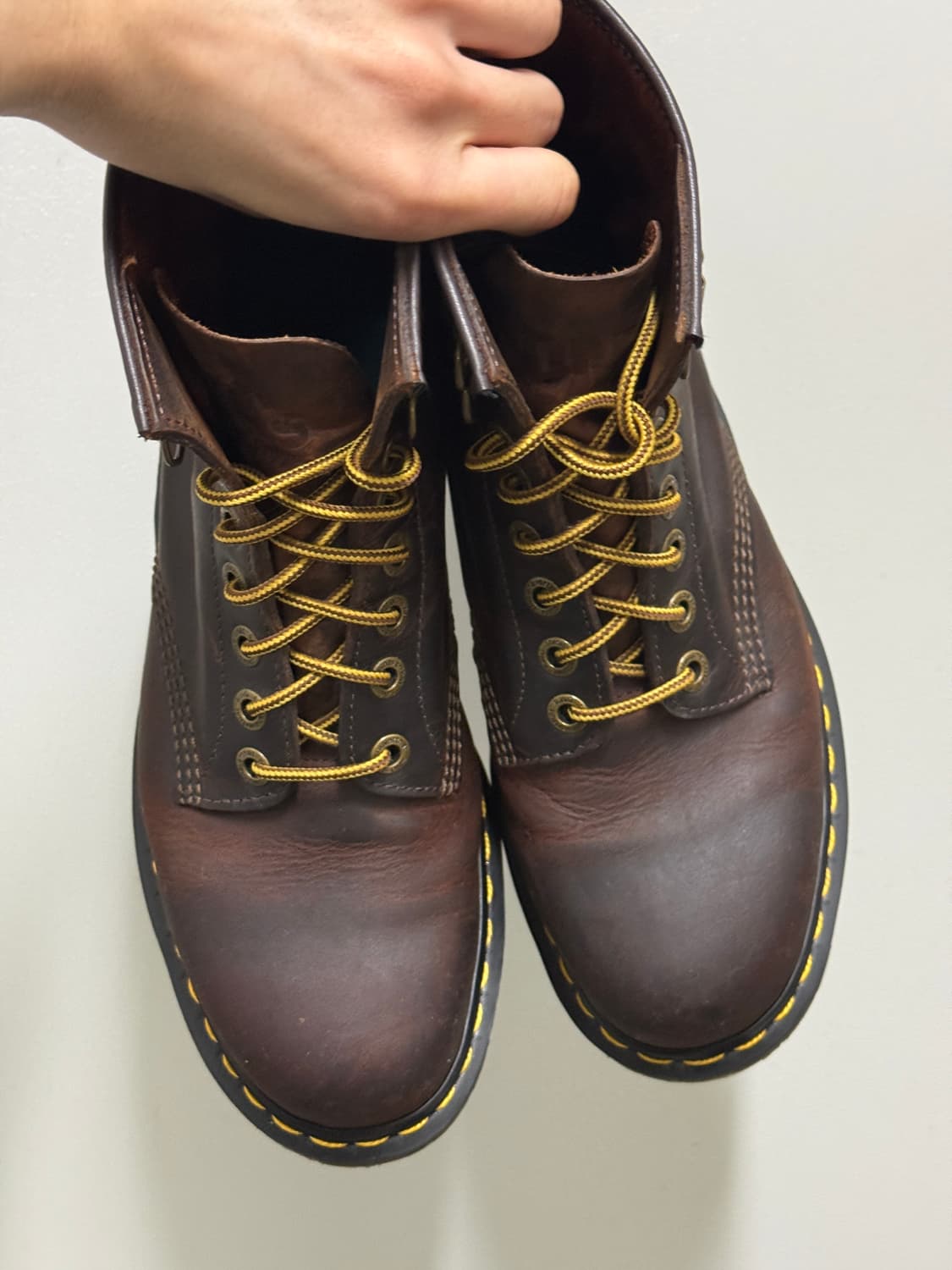 닥터마틴 디스이스네버뎃 1460 왁스드 풀 그레인 브 라운 280 상품이미지7