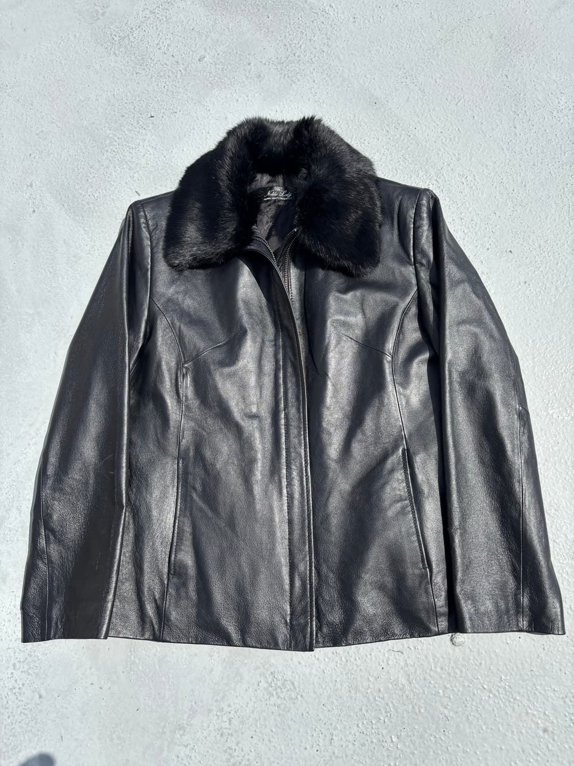 “Vintage” Minimal Mood Neck Fur Detail B 상품이미지1