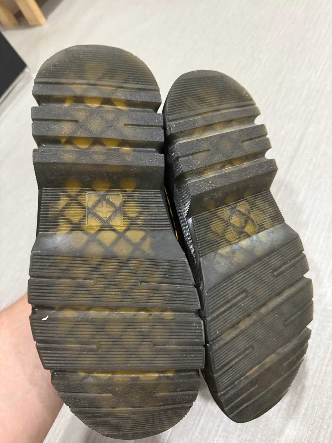 닥터마틴 타릭 로우 270 상품이미지5