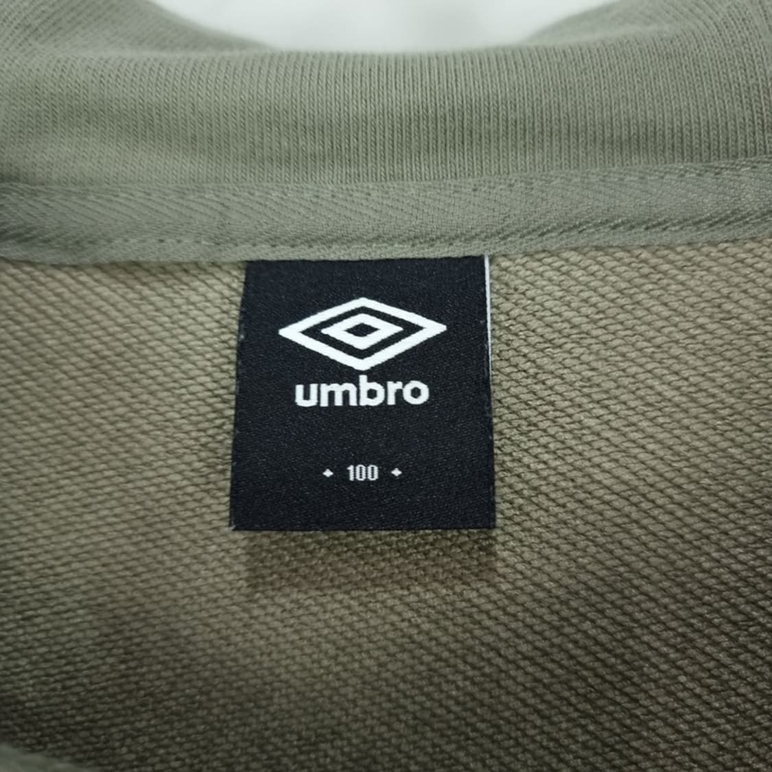 [엄브로] 로고 프린팅 나일론 도킹 오버핏 후드티 M19505 상품이미지8