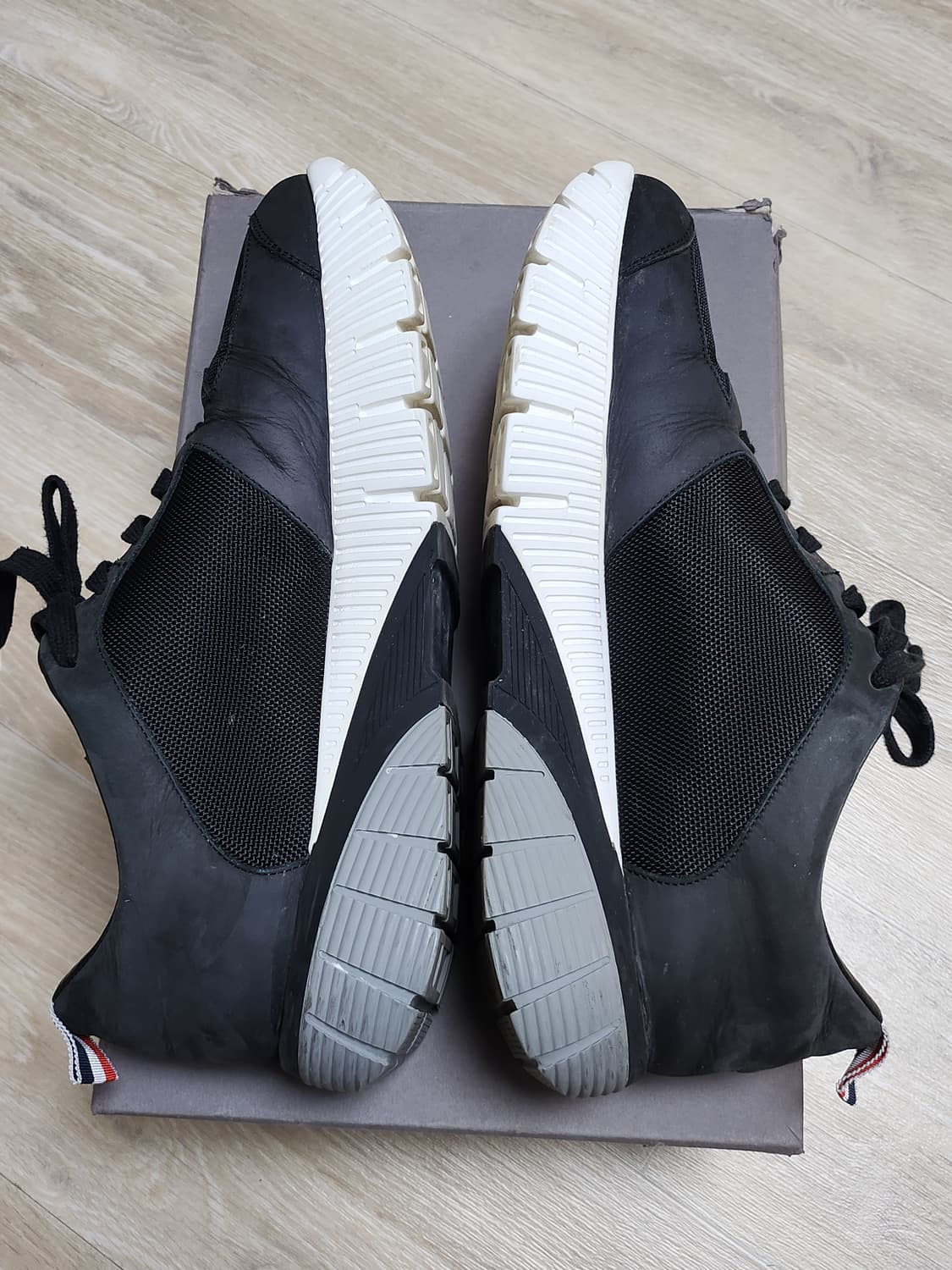 톰브라운 스니커즈 EU43 사이즈 상품이미지6