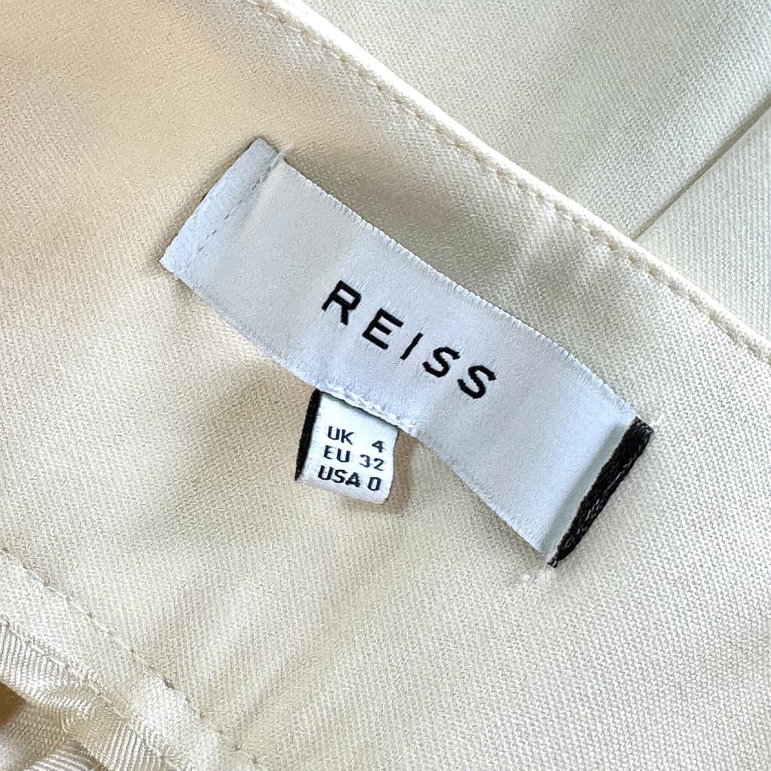 REISS 테일러드 핀턱 쇼츠 상품이미지4