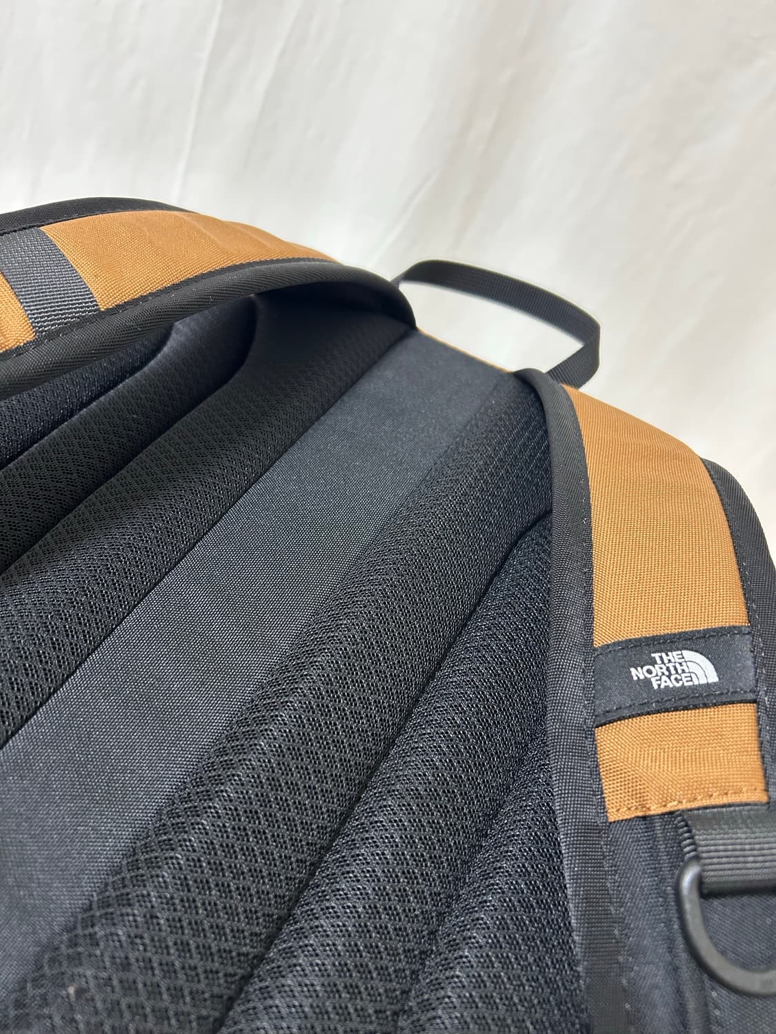 노스페이스 미니샷 백팩 브라운 상품이미지4