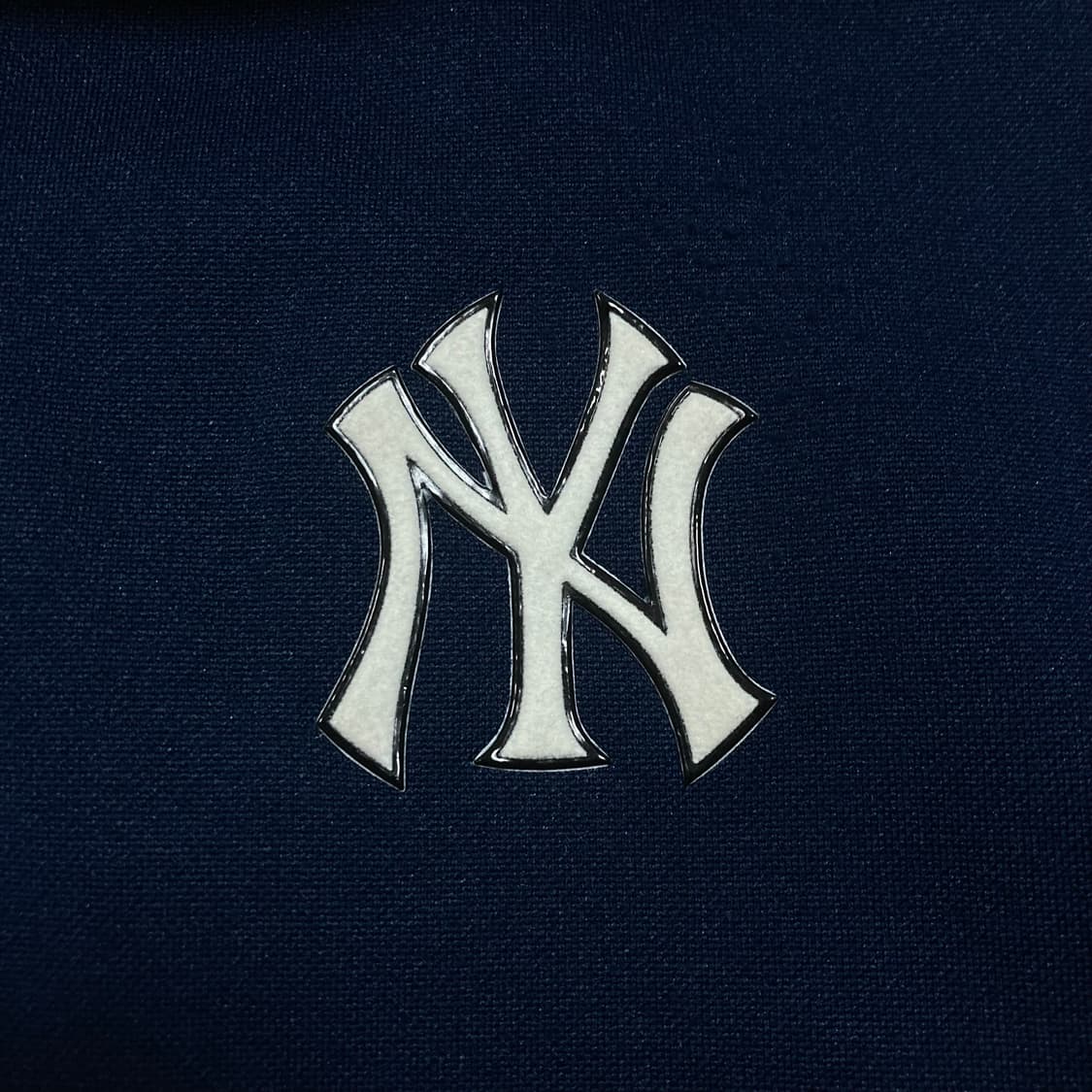 MLB 뉴욕양키스 스몰 로고 사이드 라인 네이비 트랙탑 져지 상품이미지2