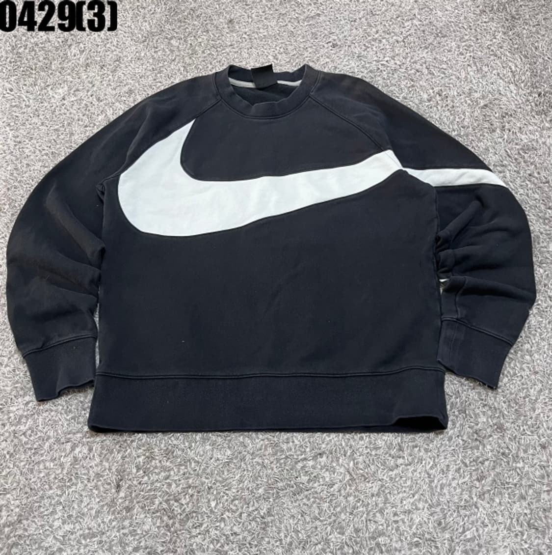 나이키 맨투맨 상품이미지1