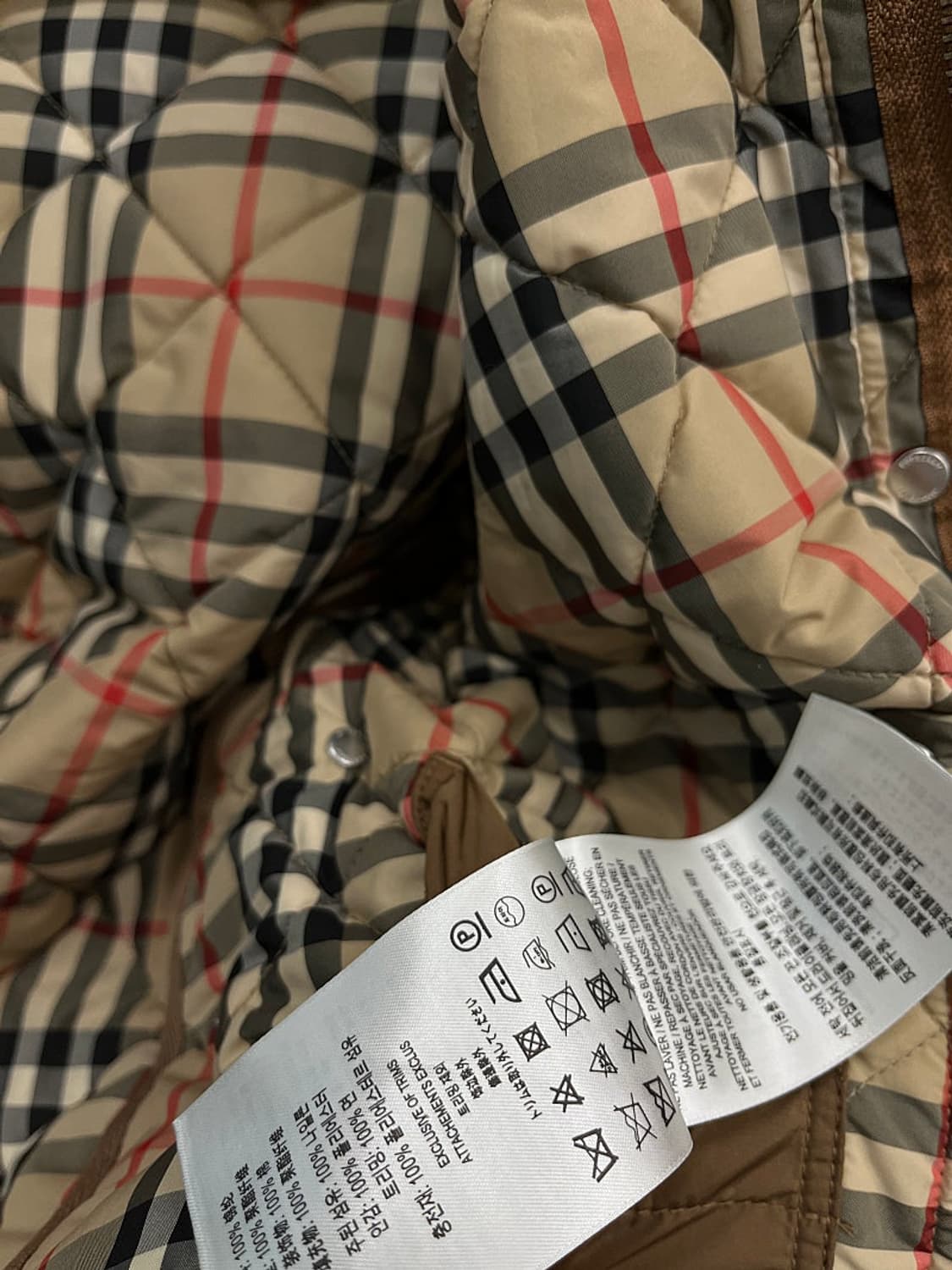 여) 버버리 신형 크롭 퀼팅자켓  상품이미지8