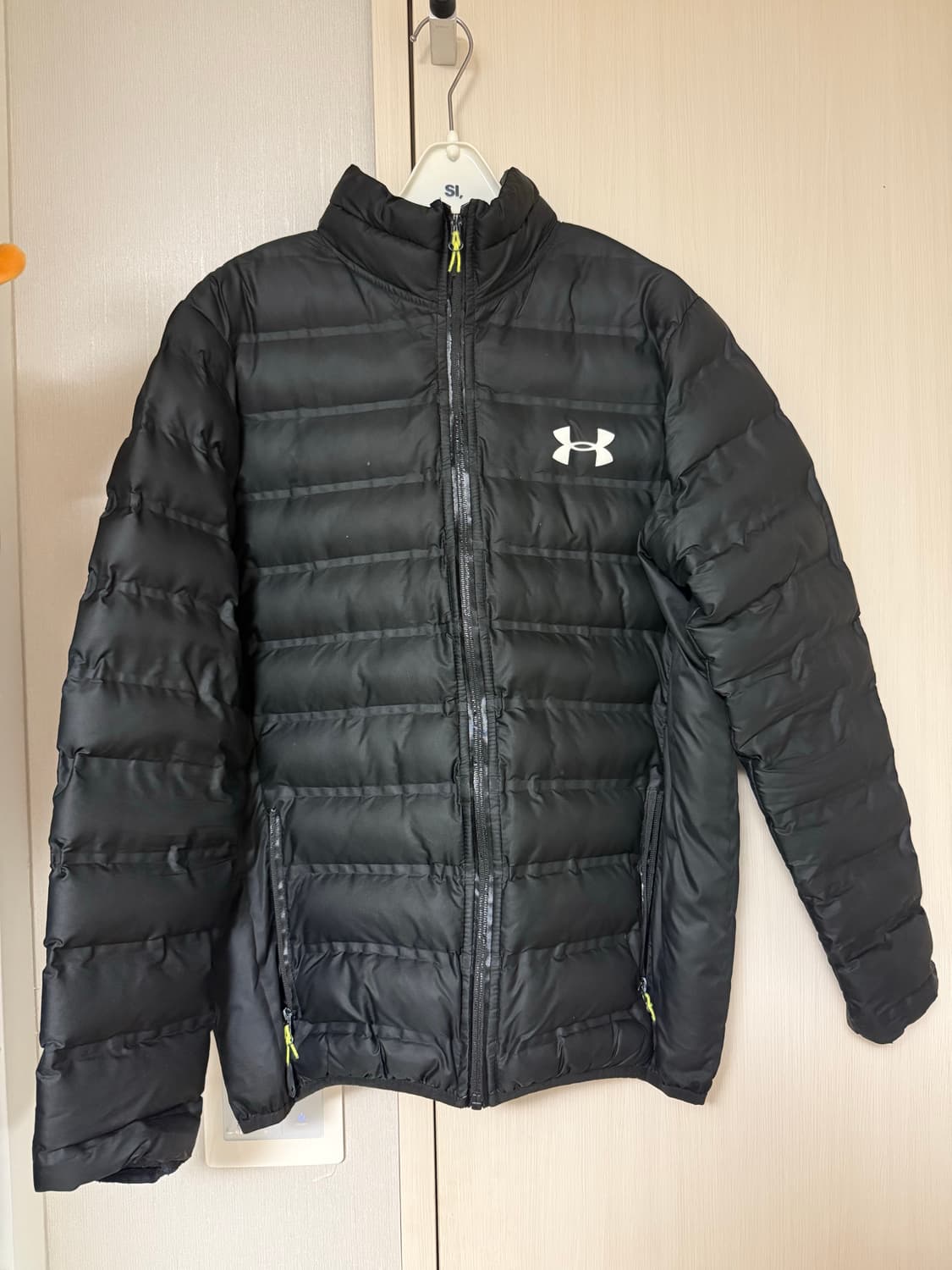 언더아머 콜드기어 경량패딩 상품이미지1