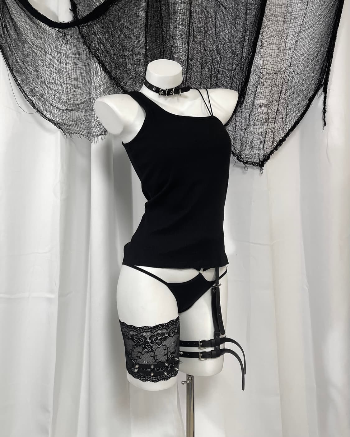 black sleeveless 상품이미지2