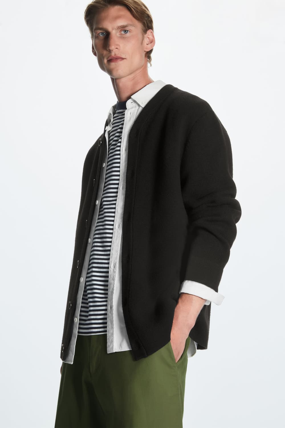 [코스] 레귤러핏 가디건 (코쿤 착용) 상품이미지3