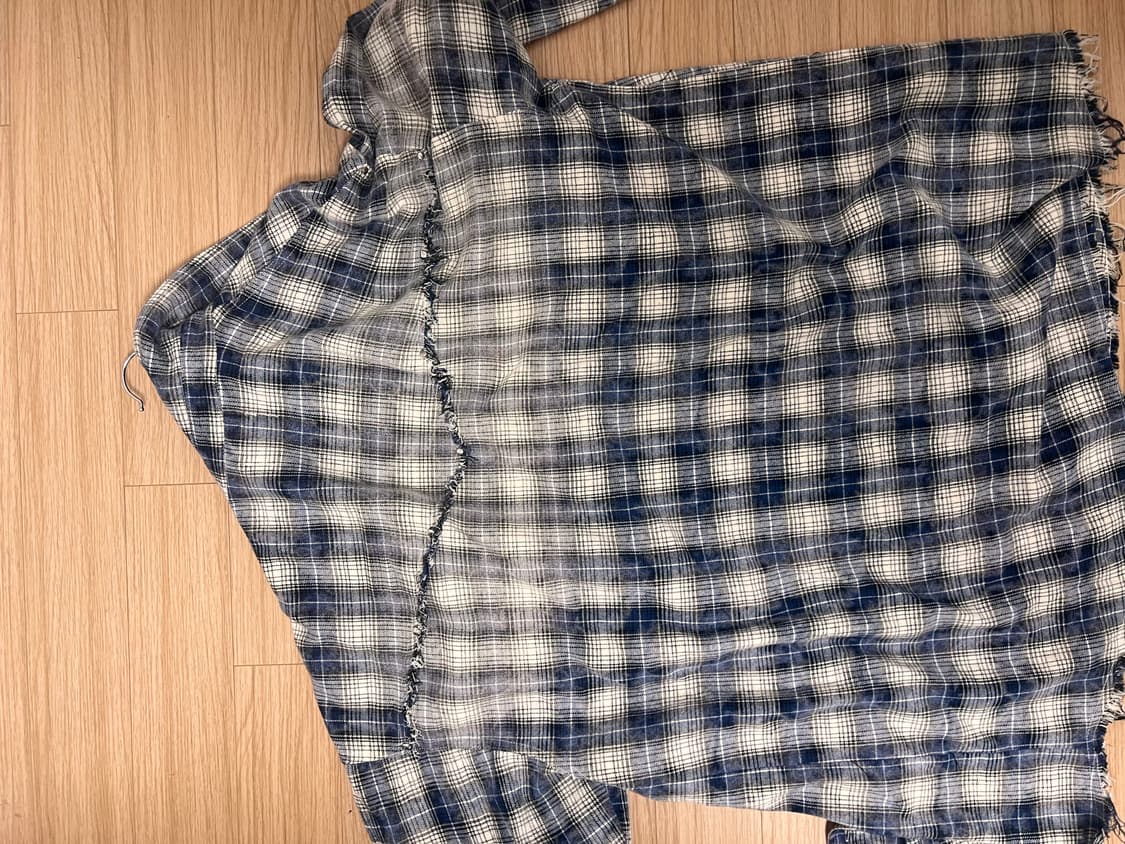 러프넥 워싱 체크셔츠 상품이미지2