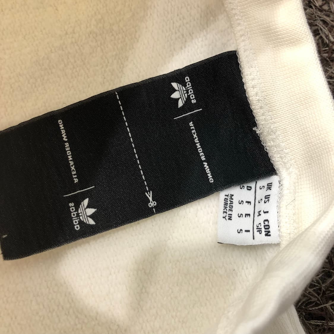 알렉산더왕 아디다스 맨투맨 스웻셔츠 상품이미지5