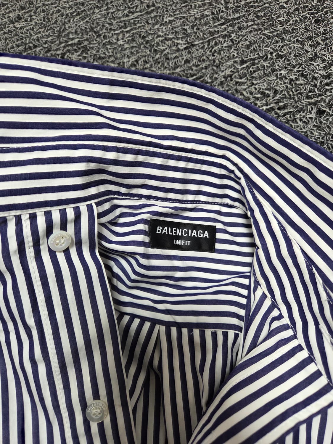 발렌시아가 언발셔츠/UNIFIT(공용) 상품이미지4