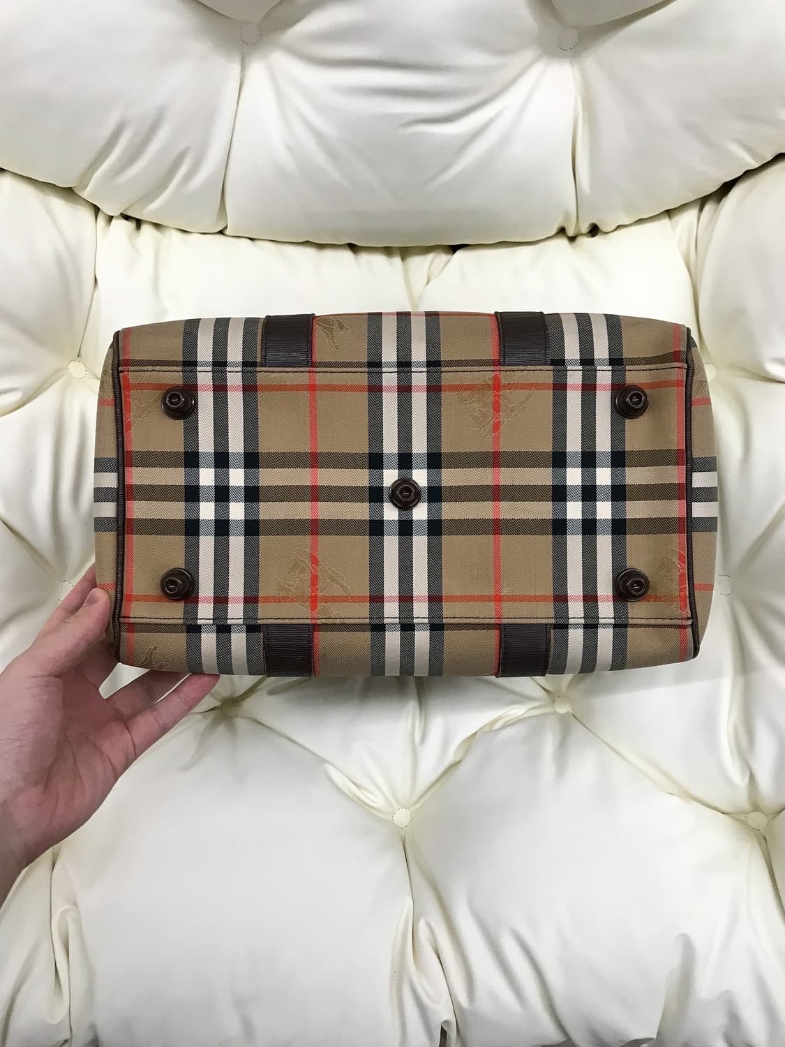 버버리 금장 노바체크 보스턴백 가방 상품이미지6