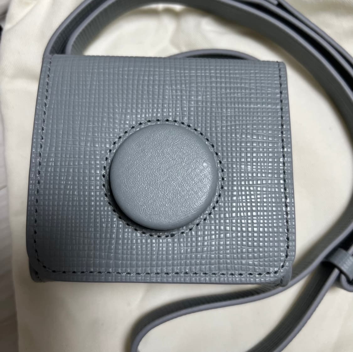 르메르 카메라백 미니  상품이미지2