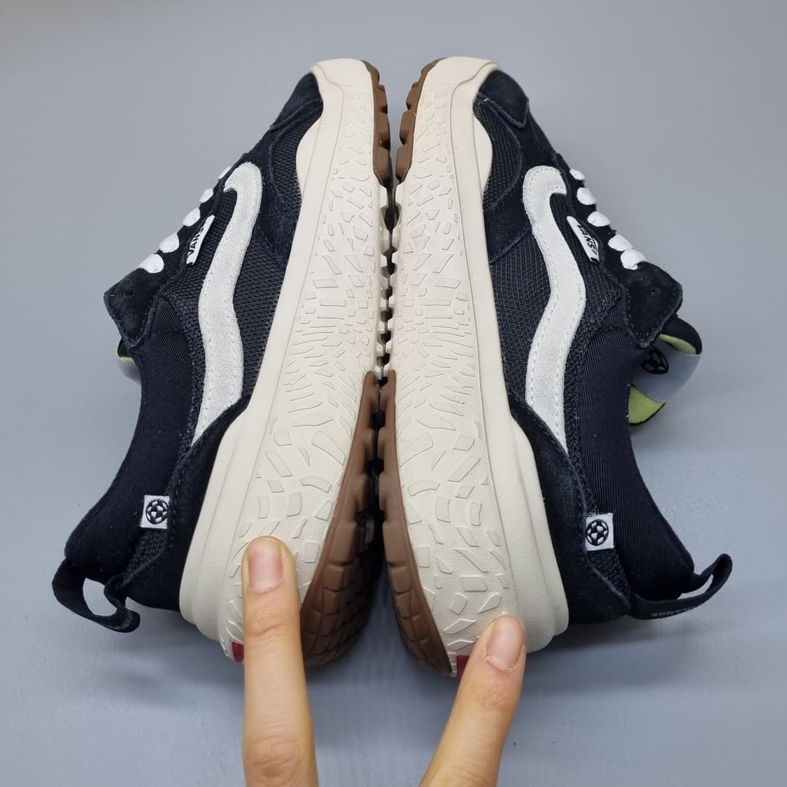 반스 울트라 레인지 네오 스니커즈 220 상품이미지5