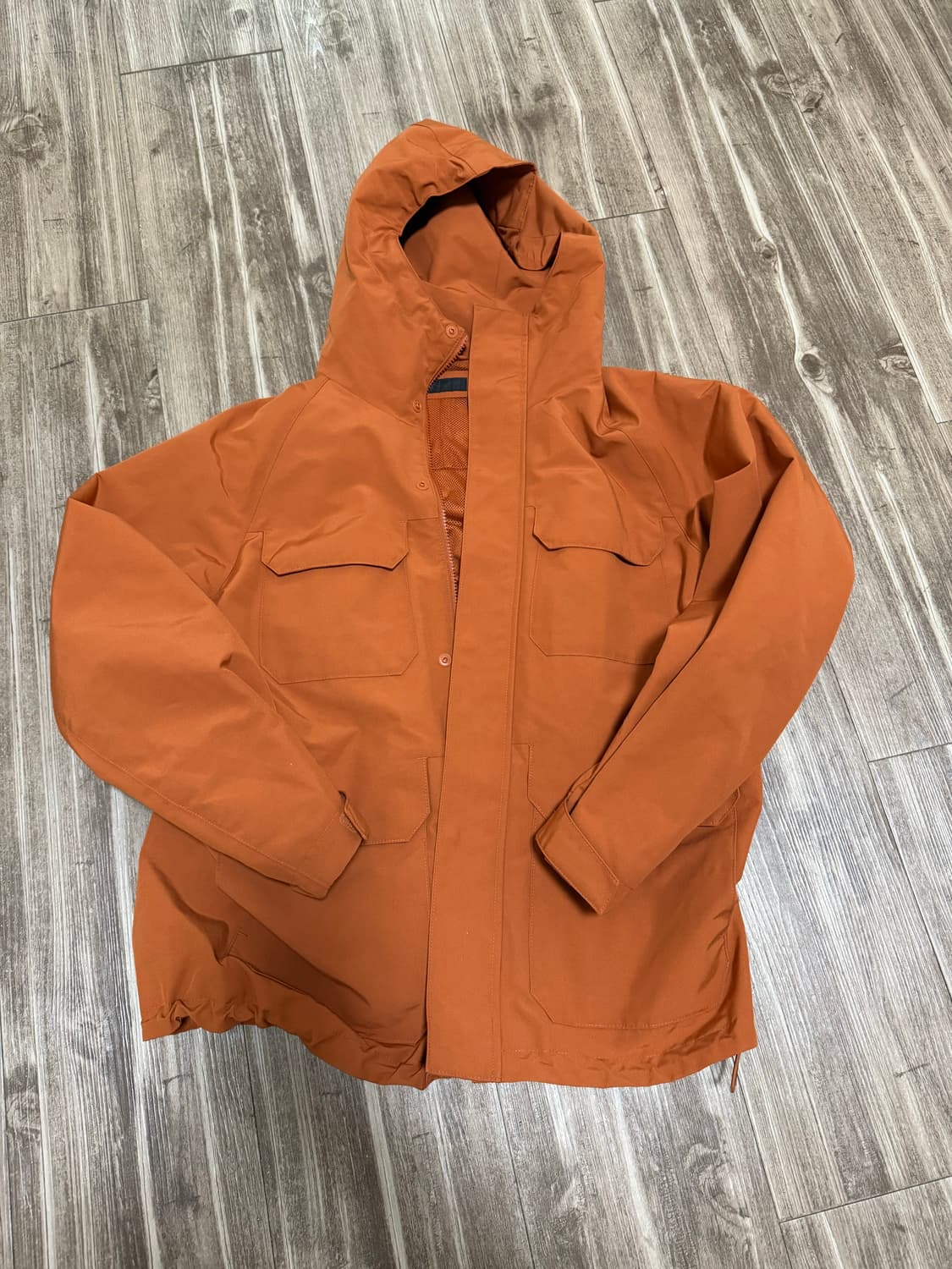 유니클로 유틸리티 파카 L 상품이미지2