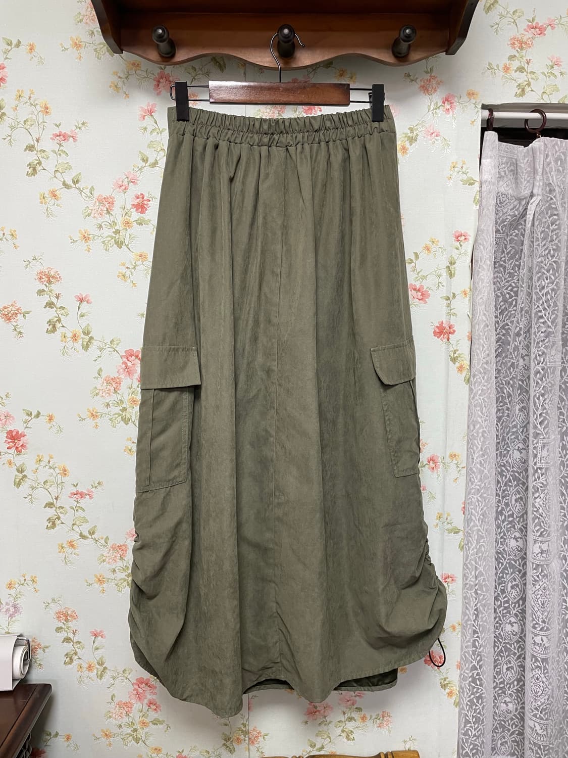 카키 카고 셔링 롱스커트 상품이미지2