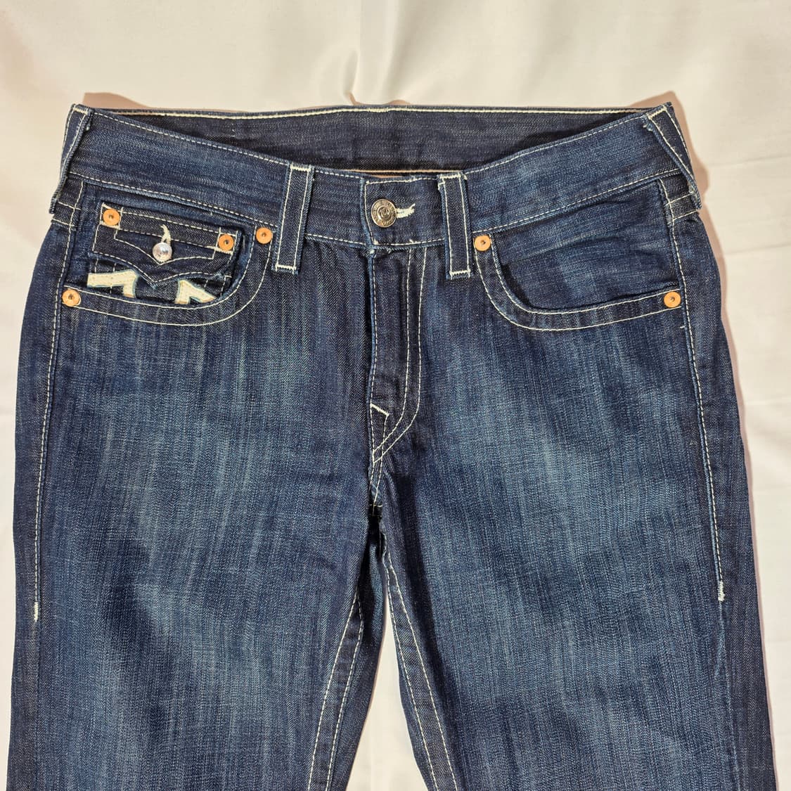 [33]트루릴리전 USA 가죽 빅로고 부츠컷 데님팬츠 상품이미지2