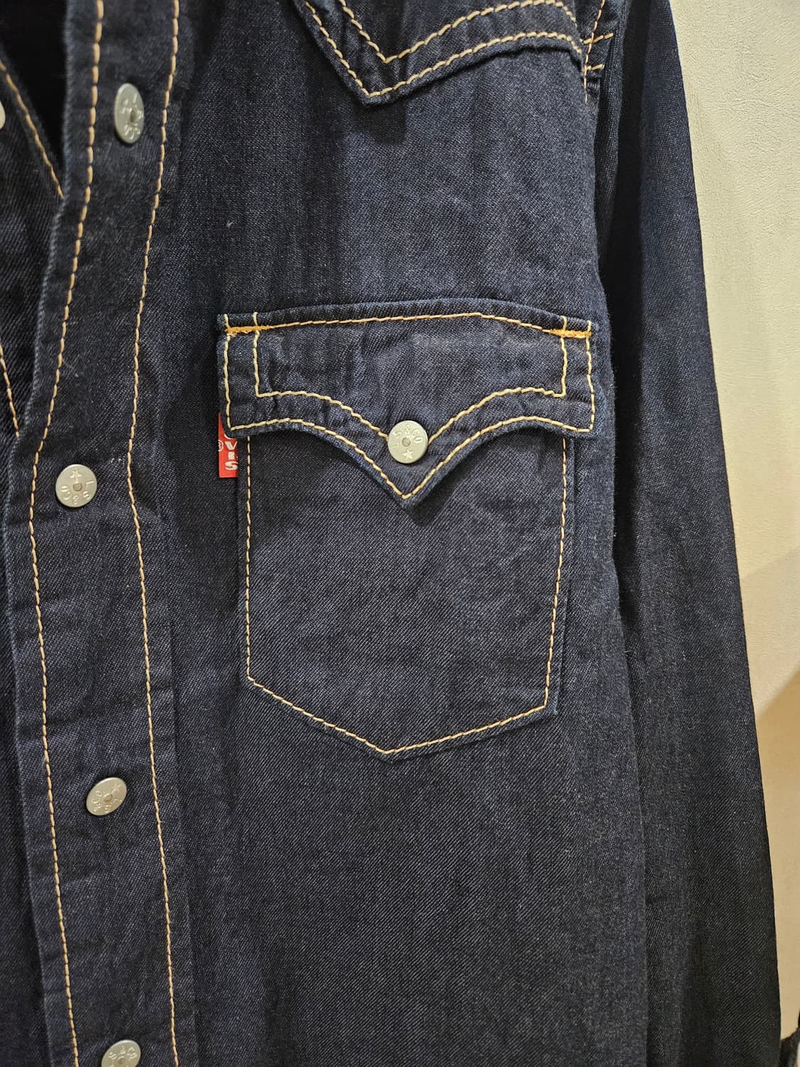 리바이스 타입원 데님셔츠 남녀공용 상품이미지5