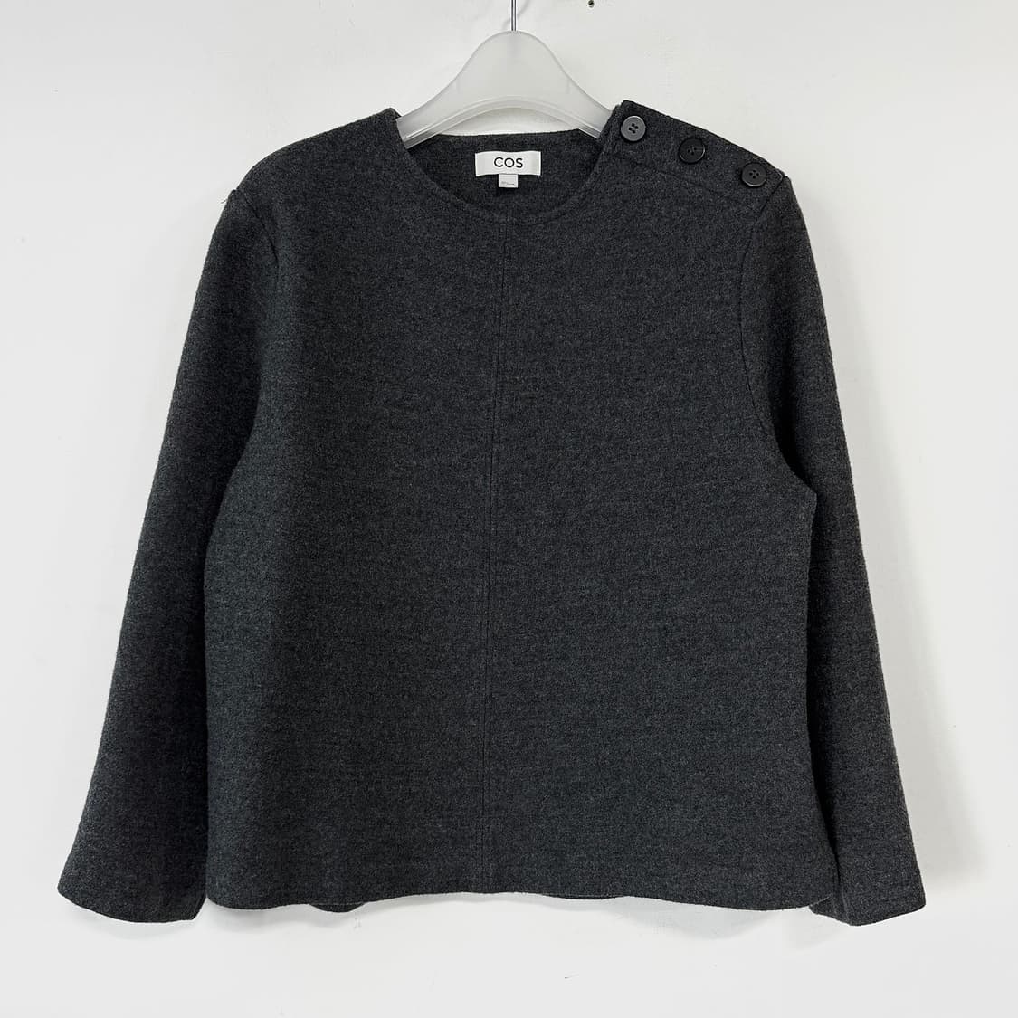 코스 COS 25 버튼 디테일 울 스웨트 셔츠 상품이미지3