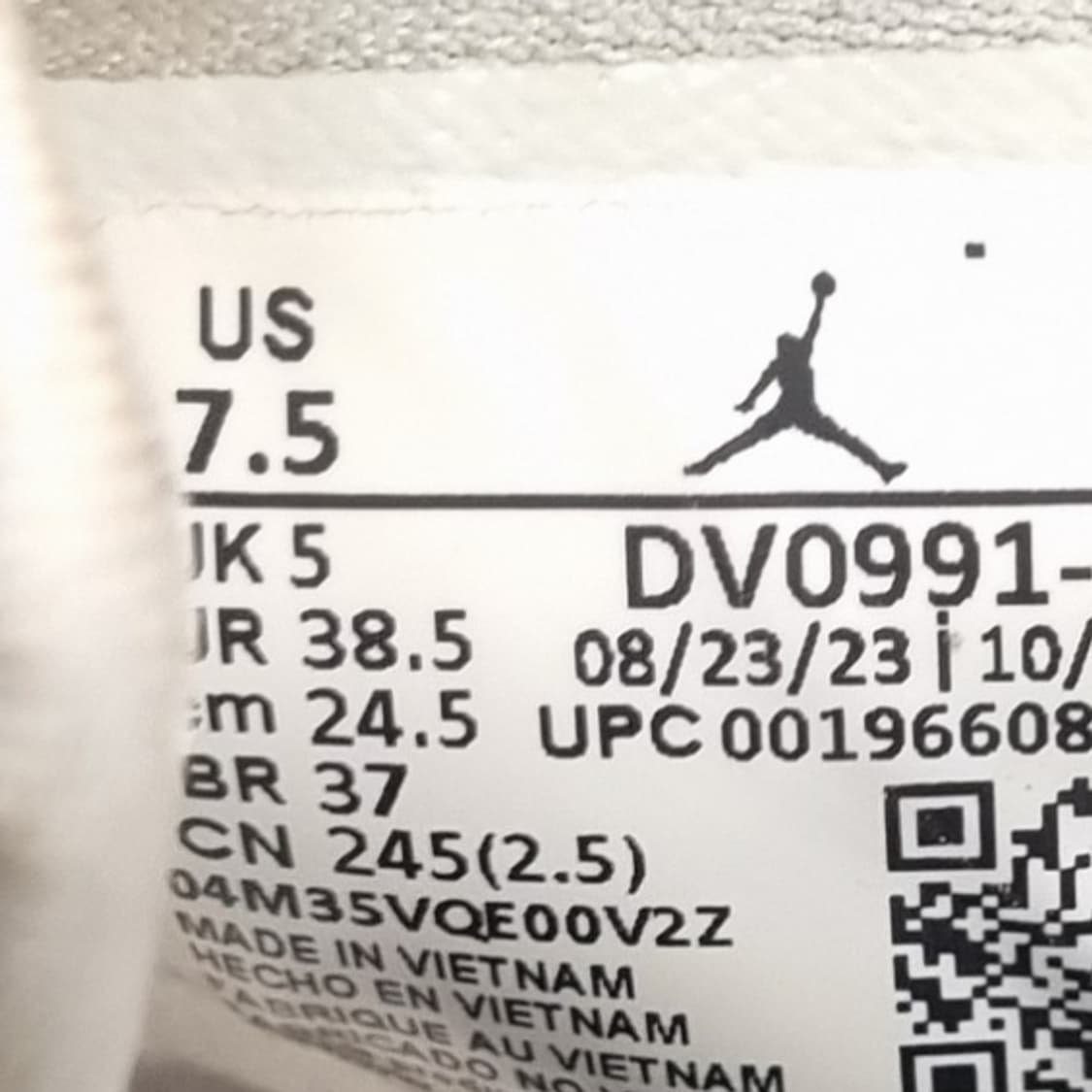 나이키 에어 조던 1 미드 245 상품이미지6