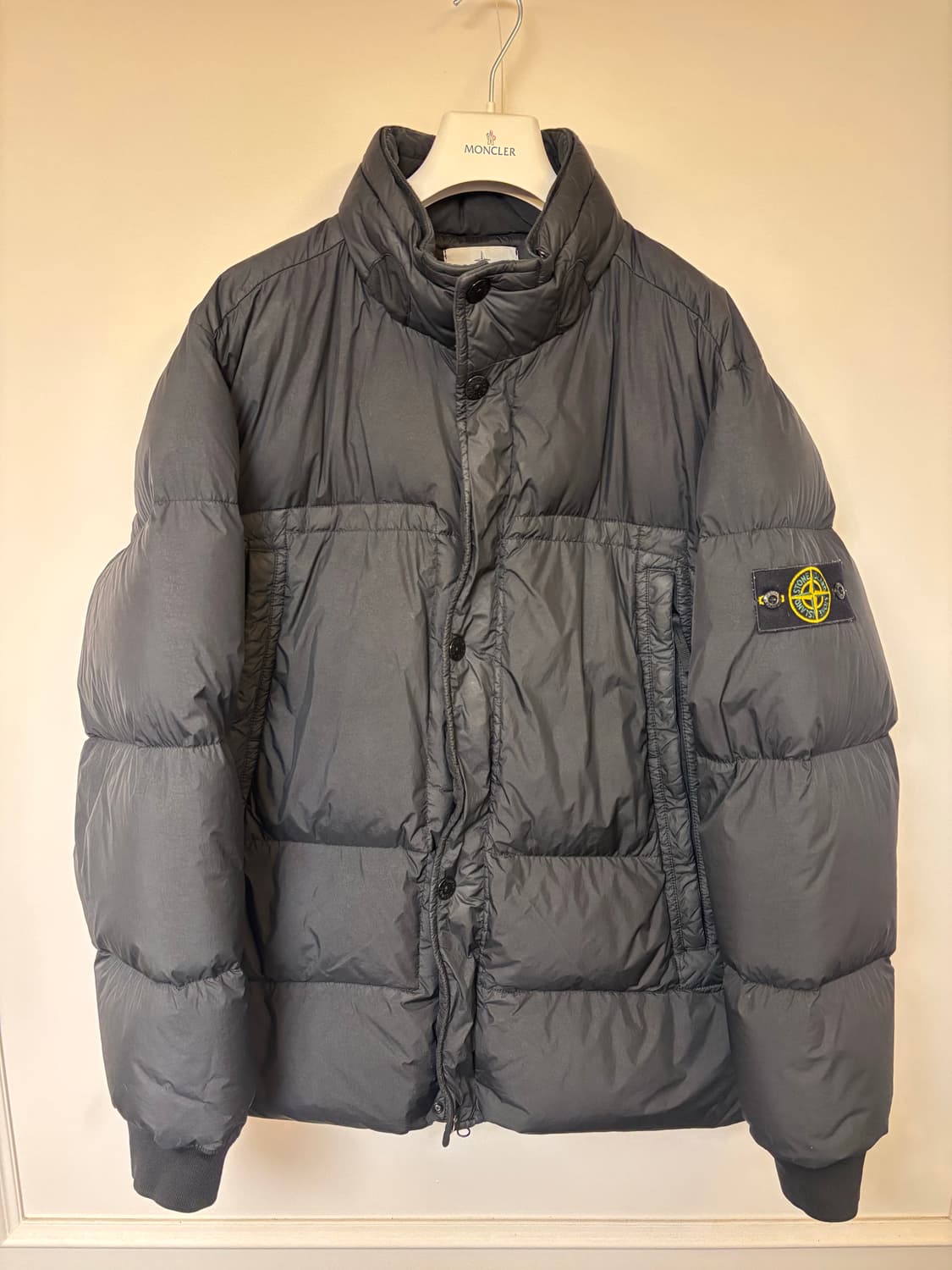 [XXL/당일배송] 스톤아일랜드 가먼트 크링클랩스 패딩 블랙 상품이미지2