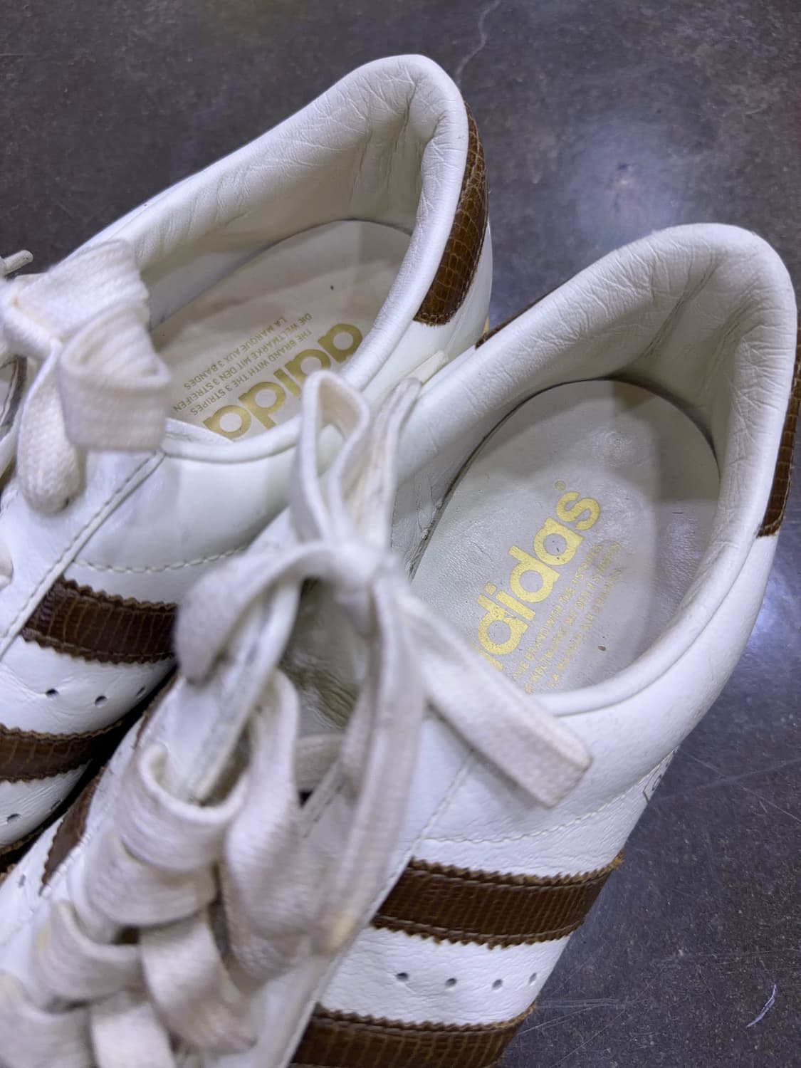 아디다스 슈퍼스타 80's 빈티지 화이트 브라운 레더 스니커즈 275 상품이미지5