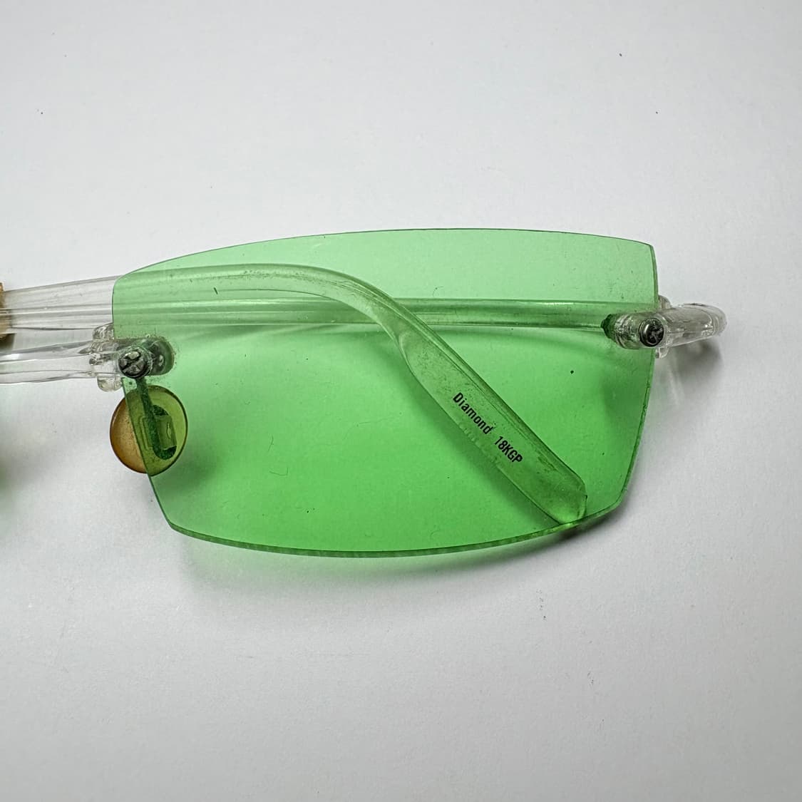 빈티지 무테 선글라스(그린 글로시 샤프 무테 선글라스) 상품이미지2