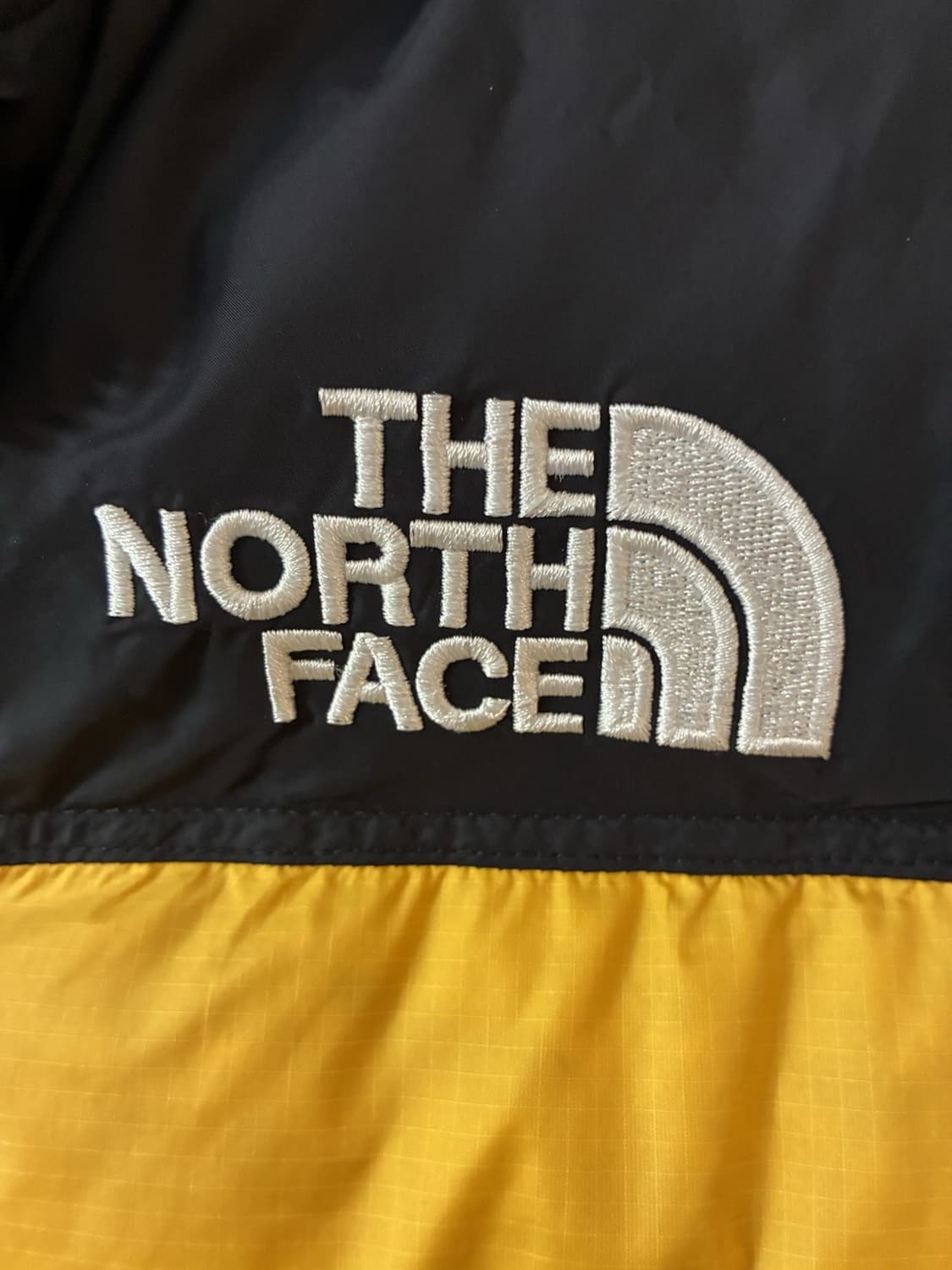노스페이스 1996 레트로 눕시 베스트 서밋 골드 TNF 블랙 S 상품이미지2